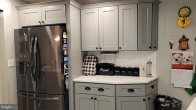 2633 Fillmore St, Philadelphia, PA 19137 - photo 6