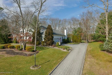 2405 Orchard Crest Blvd-large-039-44-L10