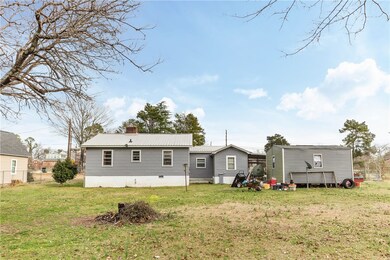 104 S Maple St, Walhalla, SC 29691 - photo 7
