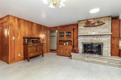 1566 Chillicothe St, Obetz, OH 43207 - photo 7