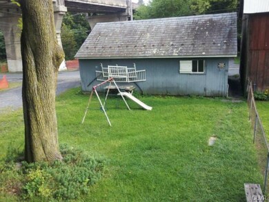 205 Main St, Slatington, PA 18080 - photo 3