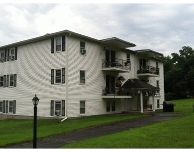 10 Cross St unit 3B, South Grafton, MA 01560 - photo 4