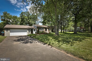 958 Bent Rd, Hatfield, PA 19440 - photo 3