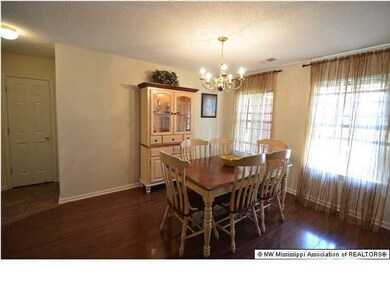 1708 Sandpiper Cove S, Hernando, MS 38632 - photo 2