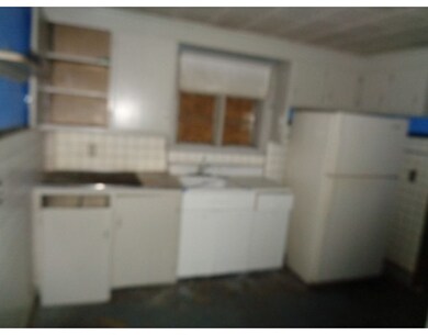 129 Cardinal St, Indian Orchard, MA 01151 - photo 4