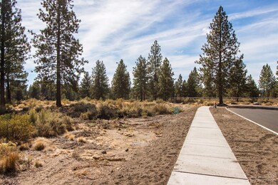 2979 NW Celilo Ln, Bend, OR 97703 - photo 2
