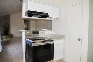 11008 Panicum Ct, Houston, TX 77086 - photo 7