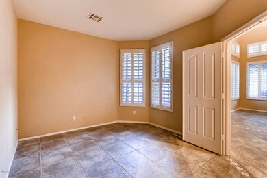 732 E Hiddenview Dr Phoenix AZ-large-007
