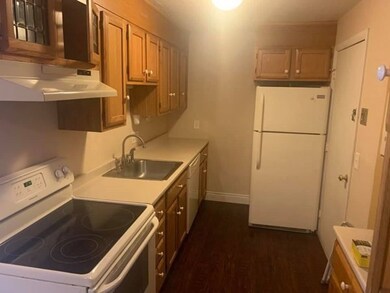 5 Turnpike Rd unit 113, Townsend, MA 01469 - photo 2