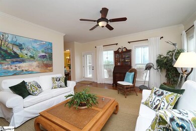 202 Ridenour Ave, Greenville, SC 29617 - photo 4