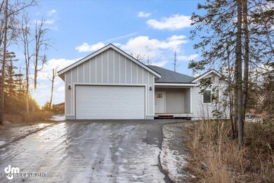 01-FRONT EXTERIOR_WLA_IMG_2