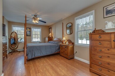 913 Pine St, Contoocook, NH 03229 - photo 7