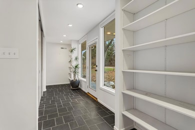 301 G H Baker Dr, Urbana, IL 61801 - photo 7