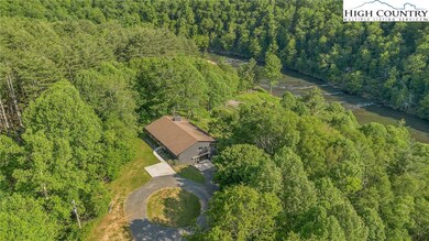 3369 Cox Rd unit C, West Jefferson, NC 28694 - photo 5