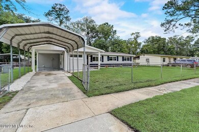 2340 Hugh Edwards Dr, Jacksonville, FL 32210 - photo 4