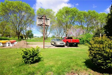 762 Green End Ave unit 2, Middletown, RI 02842 - photo 4