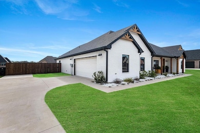 121 Chisolm Trail, Pottsboro, TX 75076 - photo 5