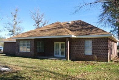 795 Springhill Rd, Laurel, MS 39443 - photo 2