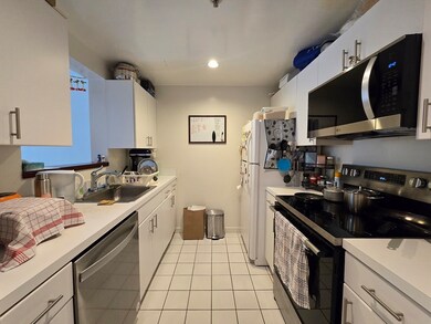 950 Mass Ave unit 603, Cambridge, MA 02139 - photo 2