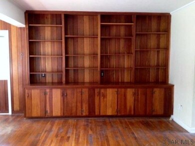 461 Clarence St, Johnstown, PA 15905 - photo 4