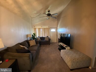 213 Canary Ln, Mount Holly, NJ 08060 - photo 5