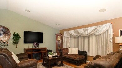 8 Admiral Point Dr, South Dartmouth, MA 02748 - photo 6