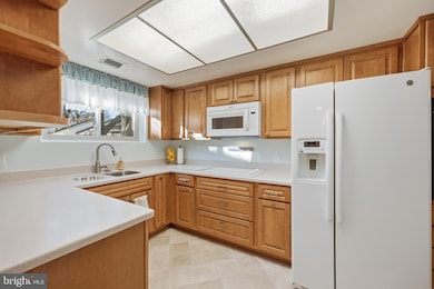 3345 S Leisure World Blvd, Silver Spring, MD 20906 - photo 5