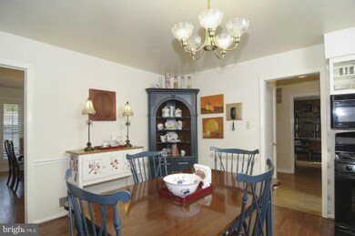 12612 Springloch Ct, Silver Spring, MD 20904 - photo 3