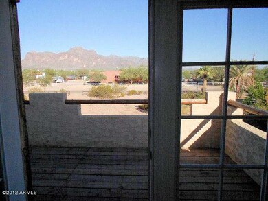 023-348538 - den doors to balcony