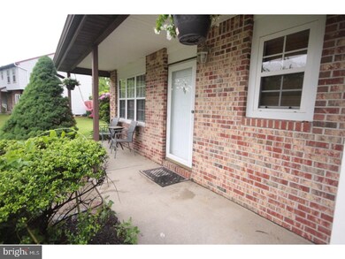 82 Amherst Dr, Burlington, NJ 08016 - photo 2