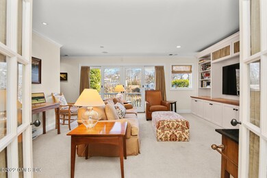37 Davenport Ave unit 2, Greenwich, CT 06830 - photo 4