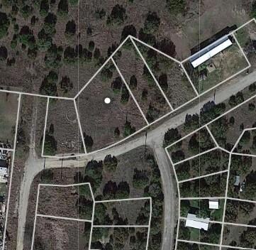 1408 Dorado Dr, Granbury, TX 76048 - photo 2