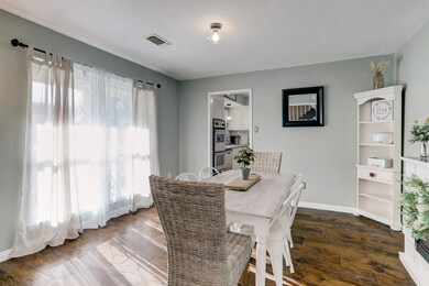 8110 Silent Cedars Dr, Houston, TX 77095 - photo 4