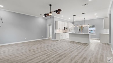 105 Oak St, Maud, TX 75567 - photo 5