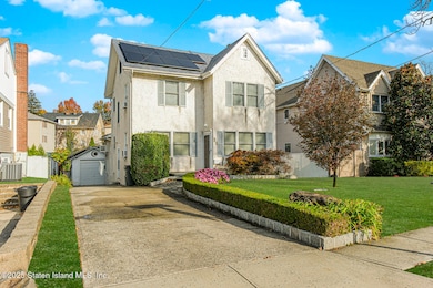 25 Grace Rd, Staten Island, NY 10306 - photo 2
