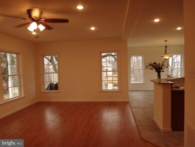 150 N 63rd St, Harrisburg, PA 17111 - photo 4