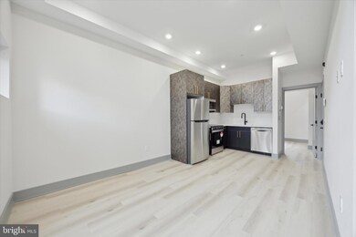 251 S 12th St unit 2, Philadelphia, PA 19107 - photo 2