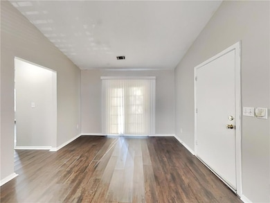 410 Rill Crest Ct, Alpharetta, GA 30022 - photo 6