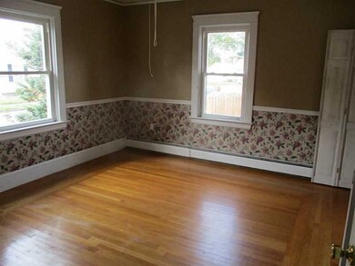 75 Leslie St, Cranston, RI 02910 - photo 7