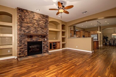 Family room_kitchen