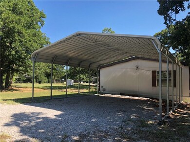 107 Summer Oaks Dr, McLoud, OK 74851 - photo 3