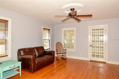 935 Jackson St N, Saint Petersburg, FL 33705 - photo 3