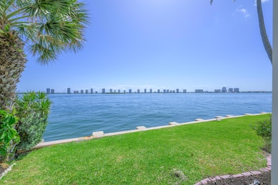 101 Doolen Ct unit 307, North Palm Beach, FL 33408 - photo 2