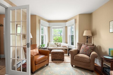 27 Summer St, Newburyport, MA 01950 - photo 2