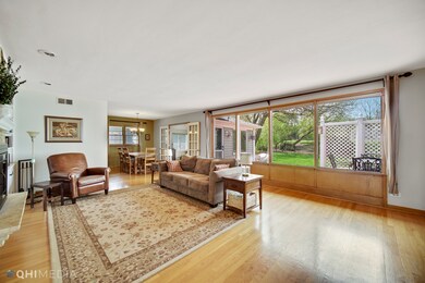 902 S Main St, Wheaton, IL 60189 - photo 4