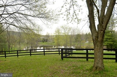 40310 Gap Rd, Leesburg, VA 20175 - photo 7