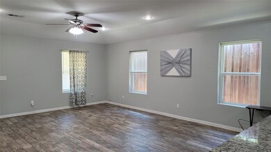 601 W Munson St, Denison, TX 75020 - photo 2