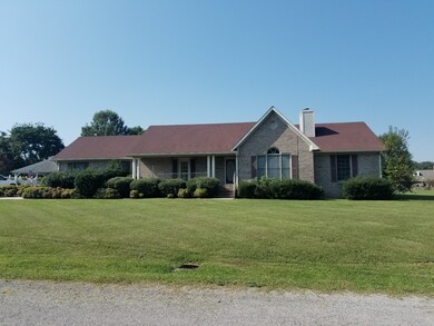 153 Greenbriar Cir, Manchester, TN 37355 - photo 4