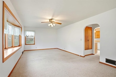 804 Union, Columbus City, IA 52737 - photo 2