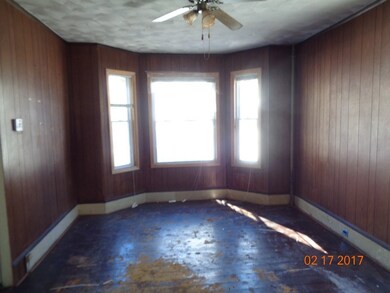 60 Comstock Ave, Providence, RI 02907 - photo 5